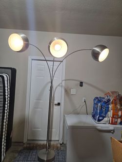 Silver 3 Headed Lamp, Excellent Condition