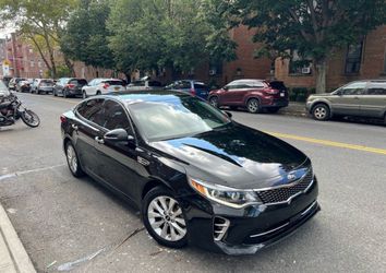 2017 KIA Optima