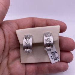 Diamond & Gold Earring (0.55 C.t) Certified!