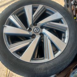 Nissan Murano 20” Rims & Tires $1000 O.B.O. Nissan Parts 