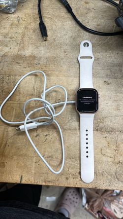 APPLE WATCH SERIES 10 42MM ROSE GOLD WITH BAND AND CHARGER F(contact info removed)99