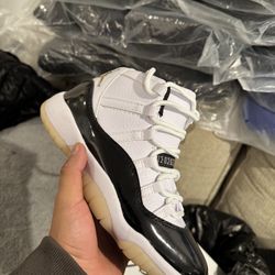 Jordan 11 Retro Gs Gratitude 