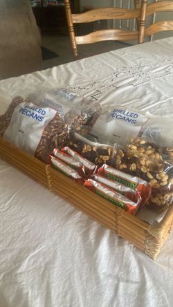 Shelled Picans, Trail Mix & Chocolate turtle