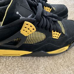 Air Jordan 4 