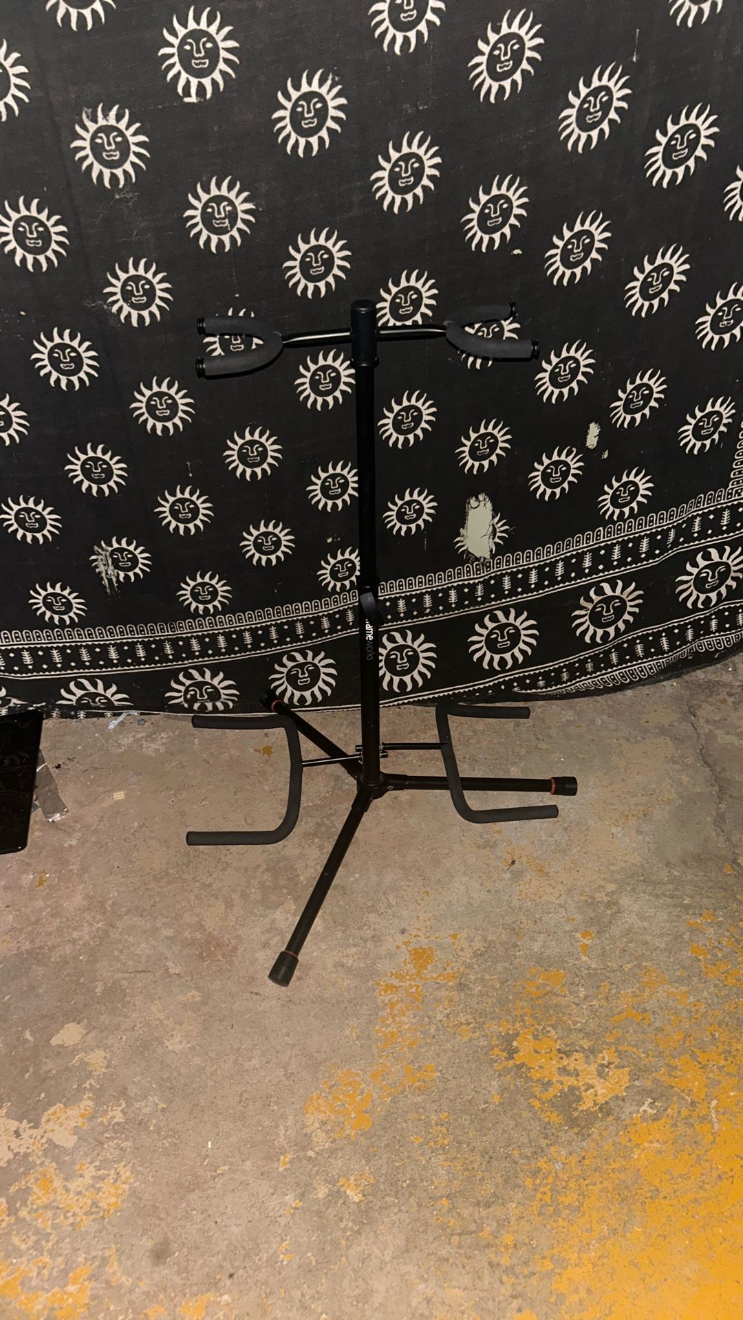 Guitar Stand