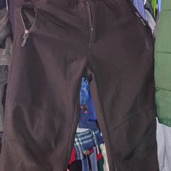$5 Magellan kid's ski pants size 8