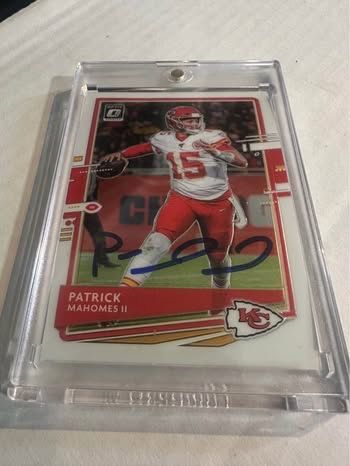 Signed Patrick Mahomes Card-No COA