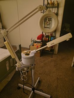 Steamer with lamp