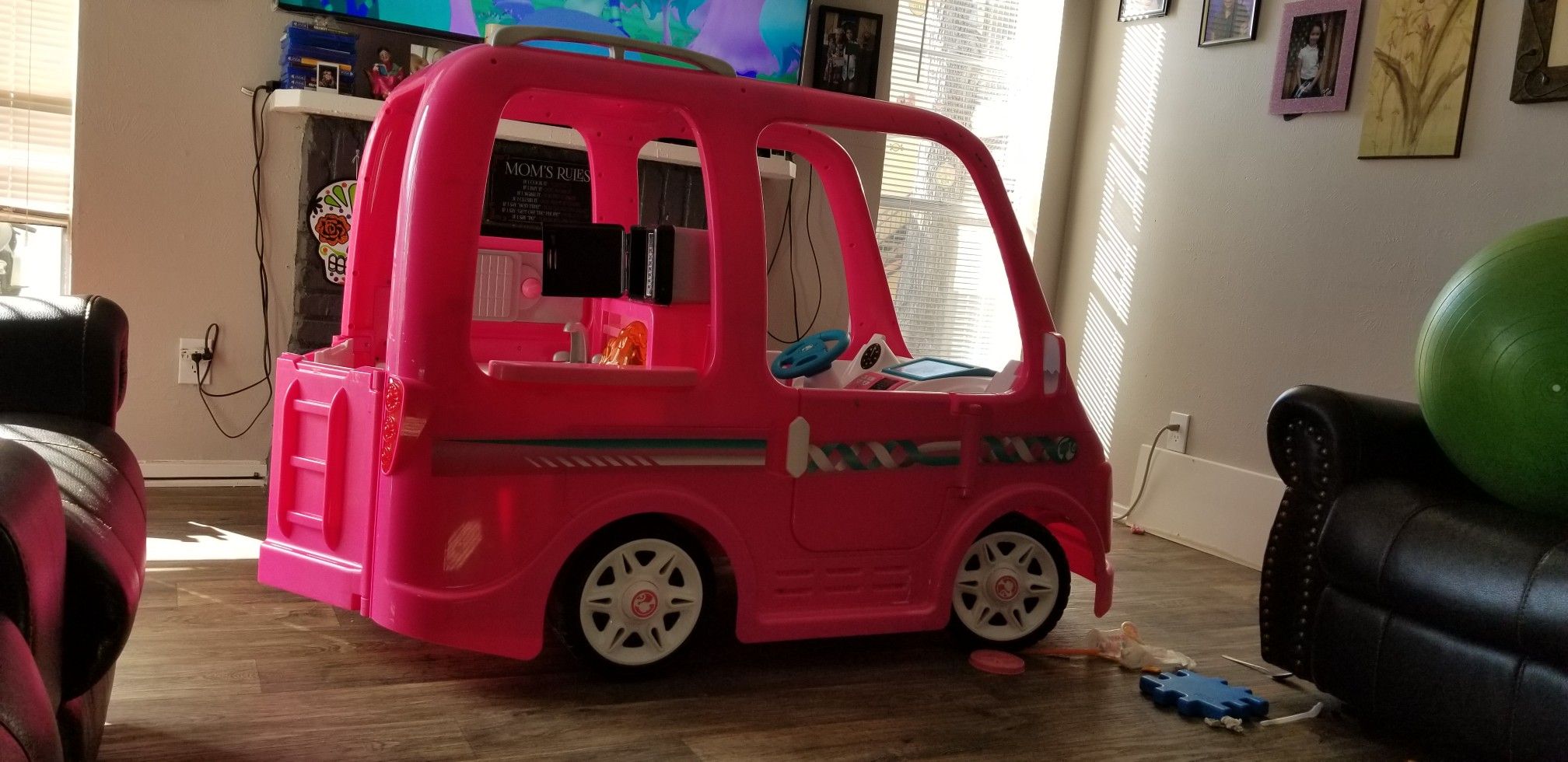 Barbie camper