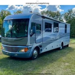 2006 Pace-Arrow fleetwood - $24,900
