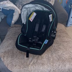 Graco Infant Car Seat 