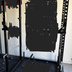 TITAN T2 squat rack
