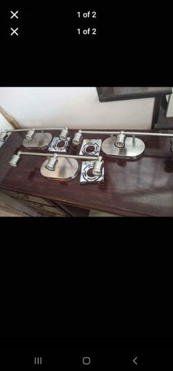 3 Bathroom Fixtures-Brushed Nickel