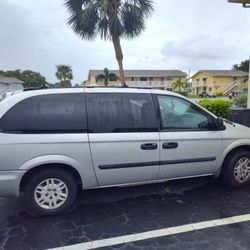2005 Dodge Grand Caravan
