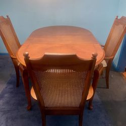4 Piece Kitchen Table & Chairs