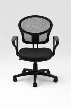 Comfortable and functional office chair, perfect for home office, study, or business use.