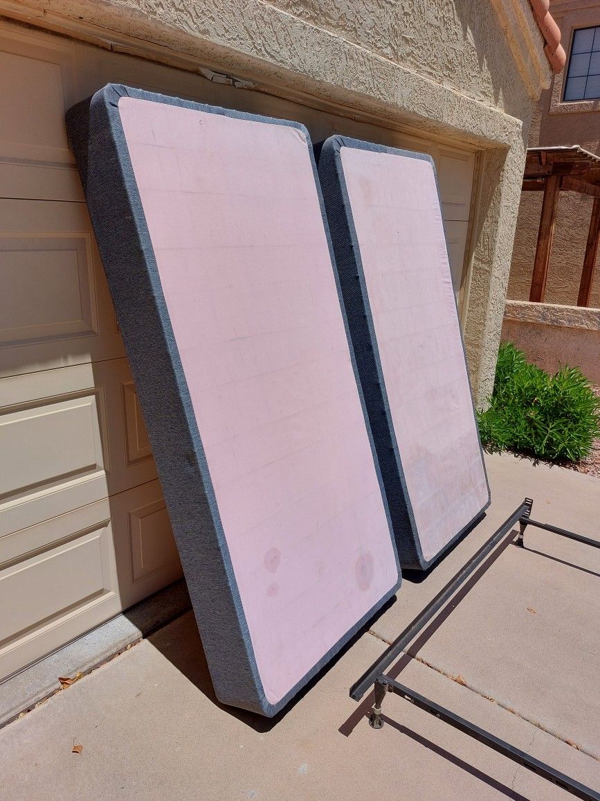 Twin Bedroom Bundle - 2 Box Springs + Adjustable Bed Frame (Twin-Queen) Priced For Quick Sale $22