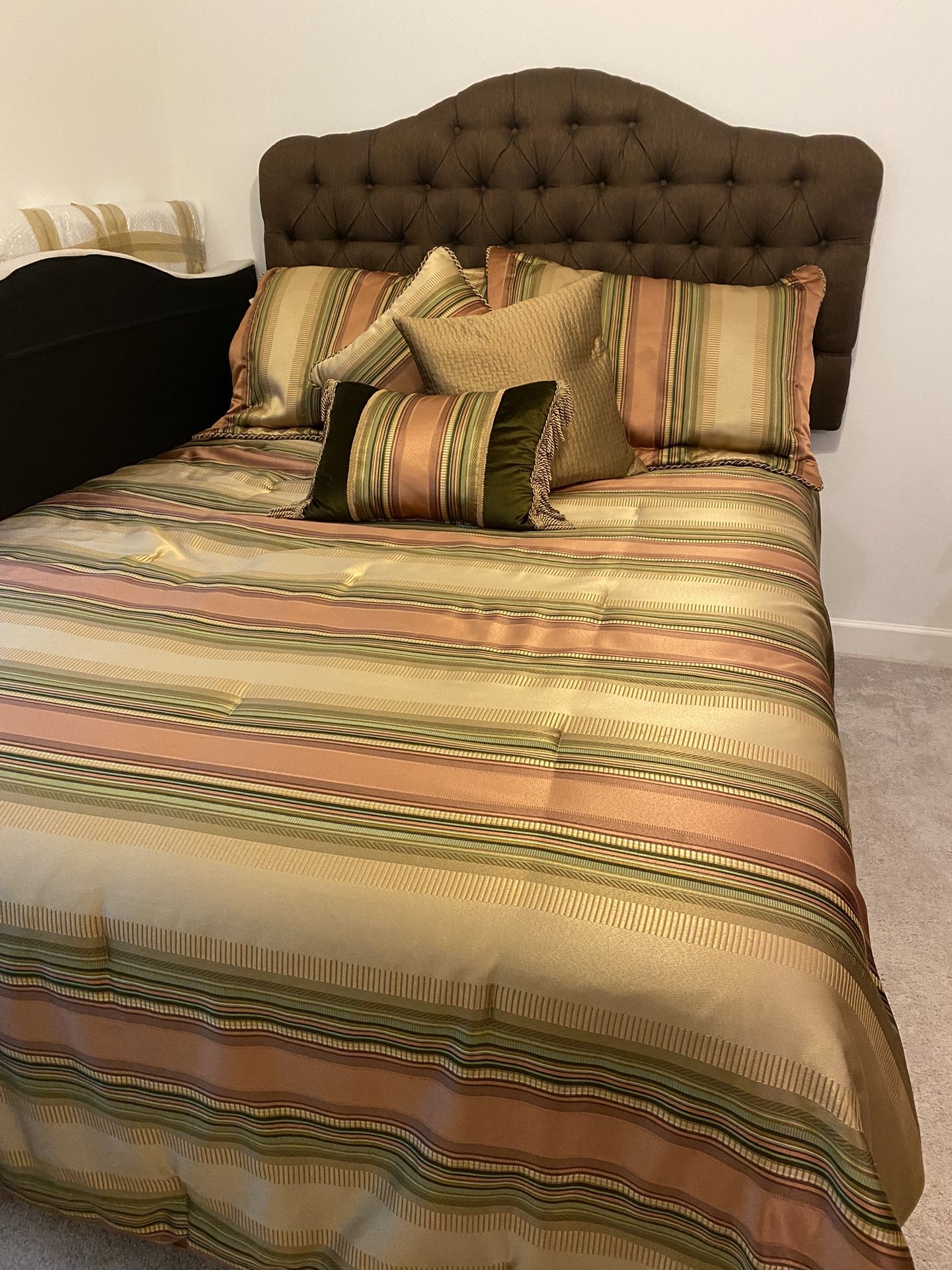 Queen Comforter Set, Croscill Carrington Cinnamon Green Stripe (3pc)
