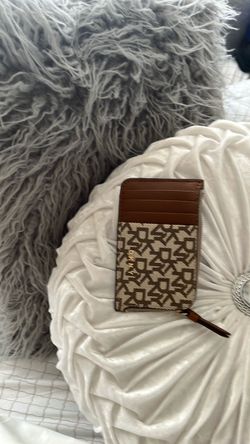 New DKNY coin and credit card holder