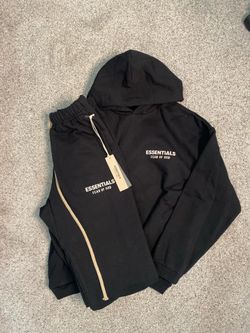 NEW Size XS Men’s  Black Essentials Set Sweatpants & Hoodie SS24