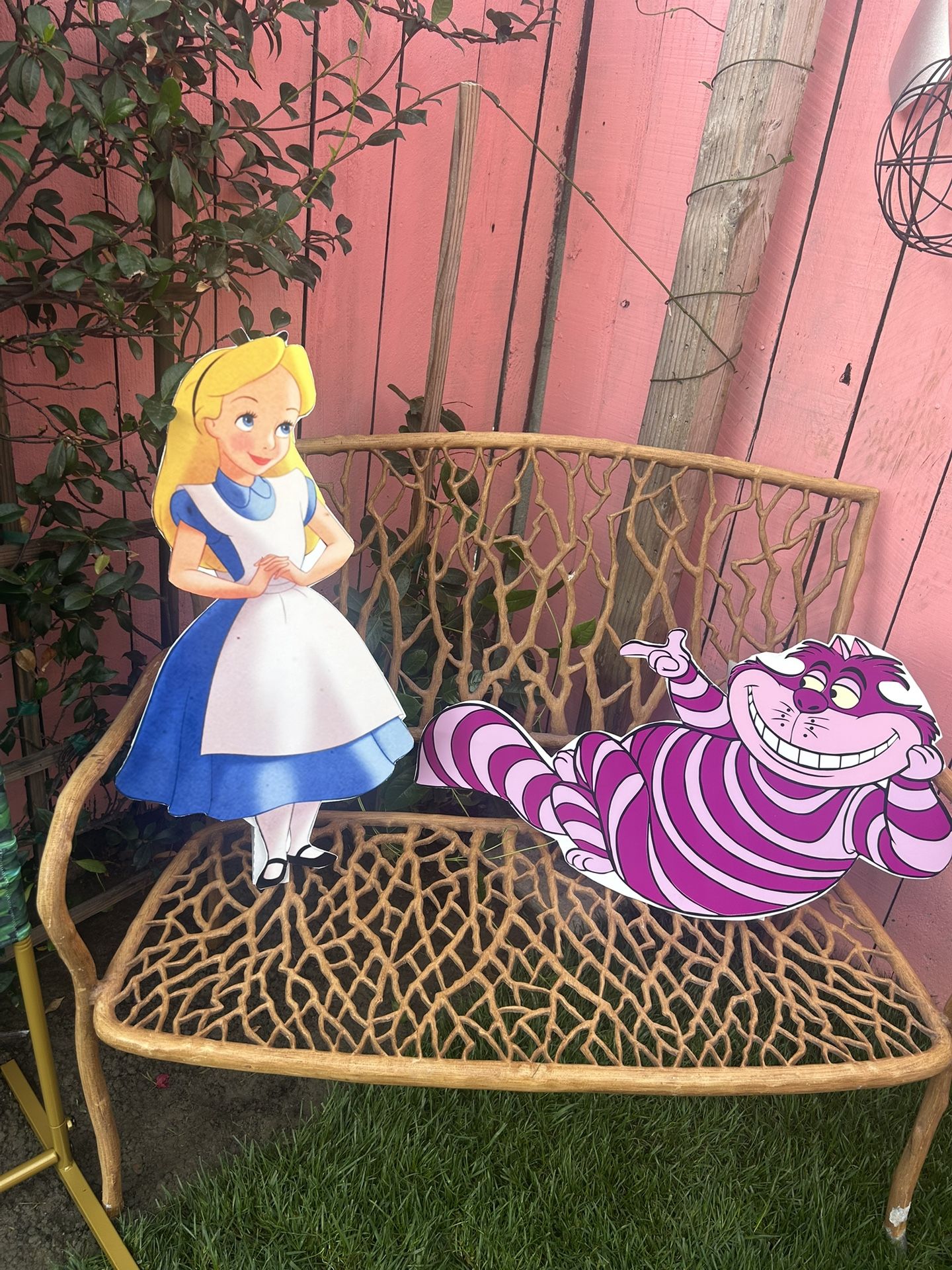 Alice Props 