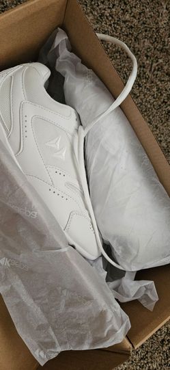 Cheer shoes