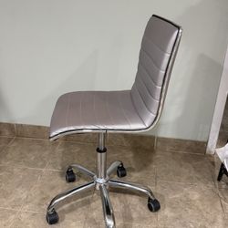 Grey Desk Chair