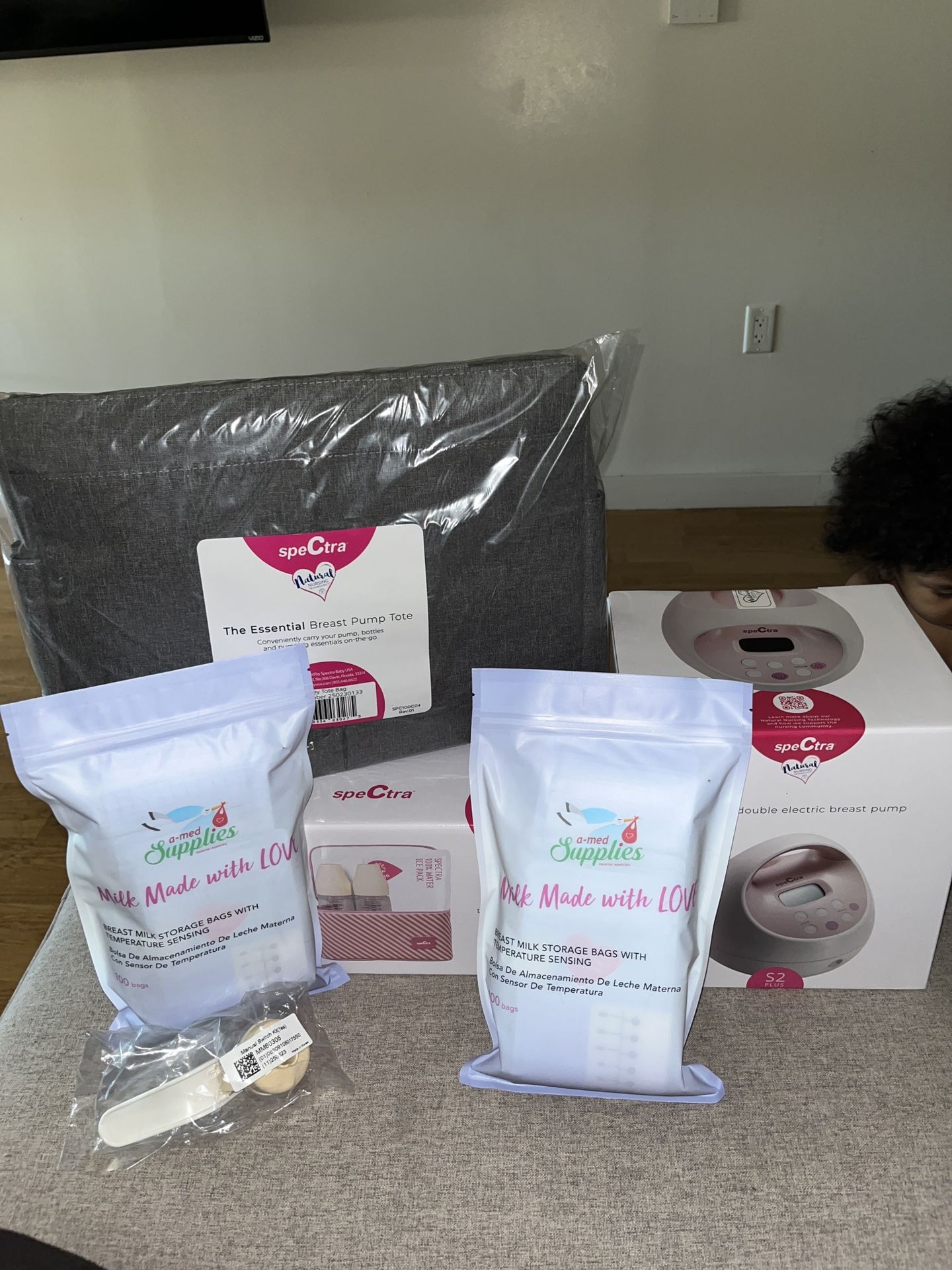 Spectra S2 Plus Breast Pump & Tote