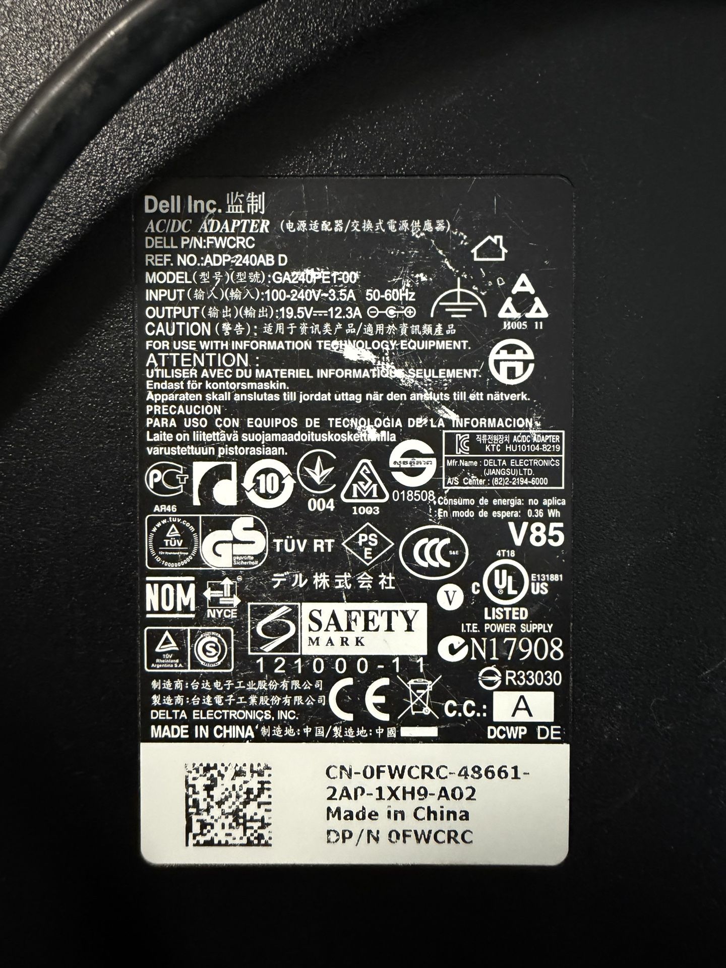 Genuine Dell Inc AC/DC Adapter P/N: FWCRC 19.5V 12.3A 240W OEM