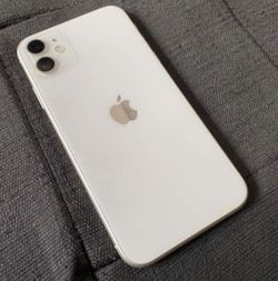 IPhone 11 128gb White AT&T Cricket Straight Talk