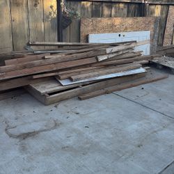 Postes De Madera Todo Por $50