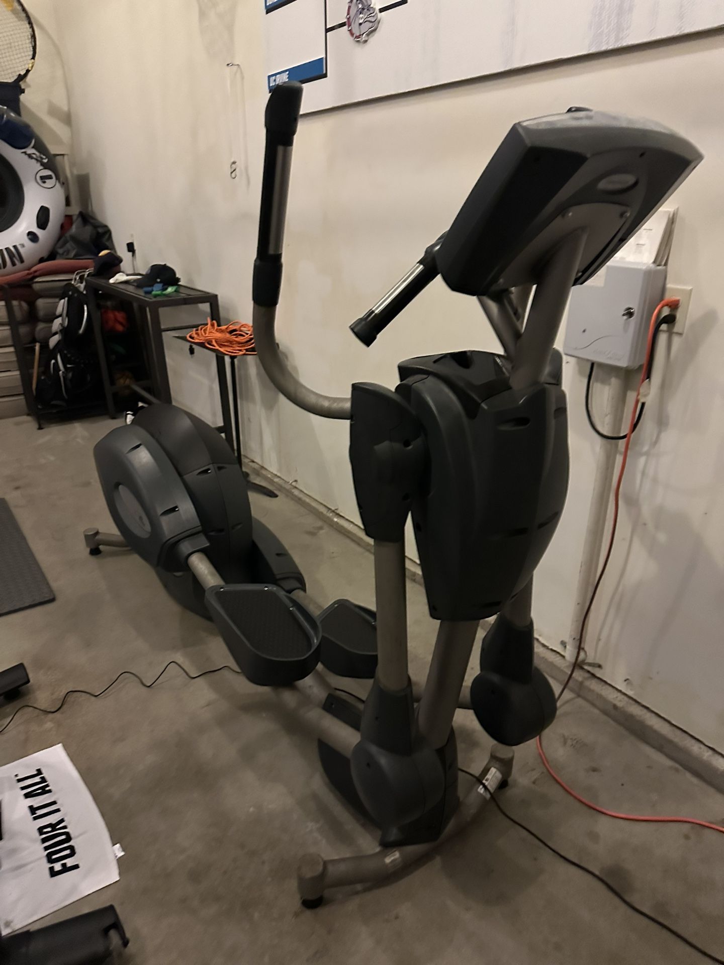 Nautilus Elliptical Machine