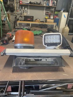 Yellow Strobe, Light And Spotlight