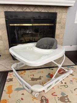 Joovy Baby Walker with Tray