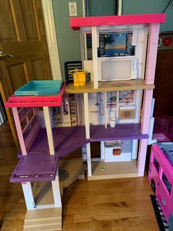 Barbie dream house and camper