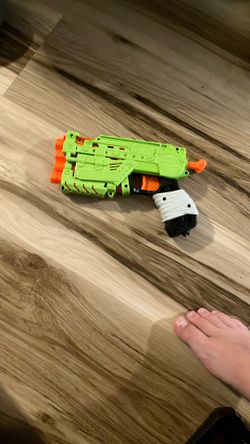 Nerf pistol