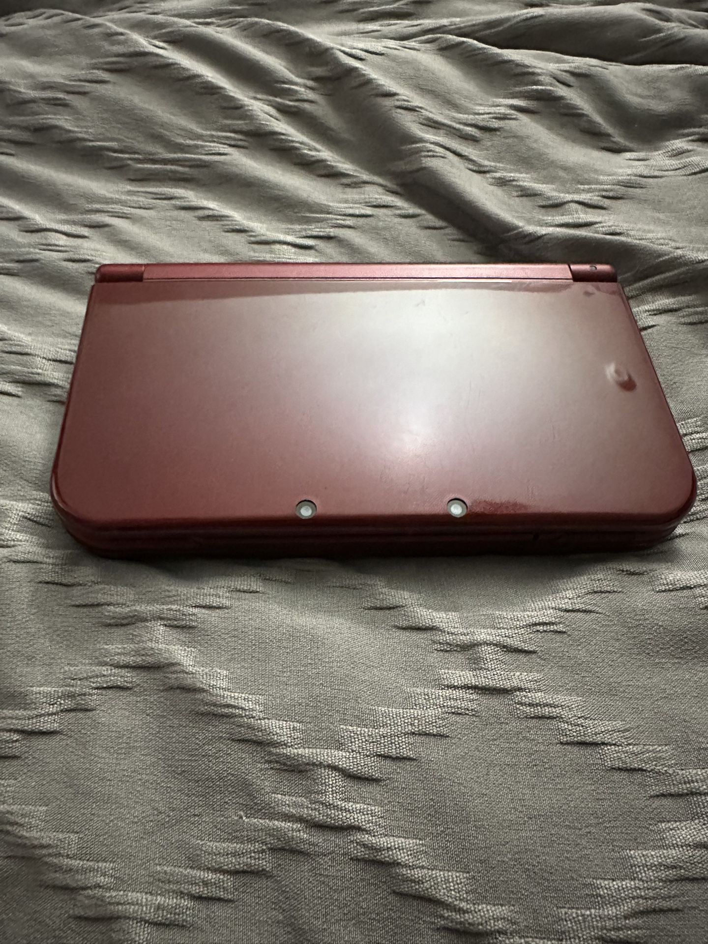 3DS XL With 2000 Games