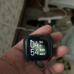 Fitbit Versa 2 