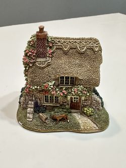 Lilliput Lane Loxdale Cottage English Collection: North.     