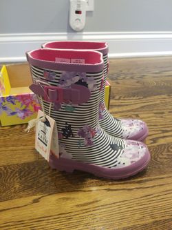 Rainboots 