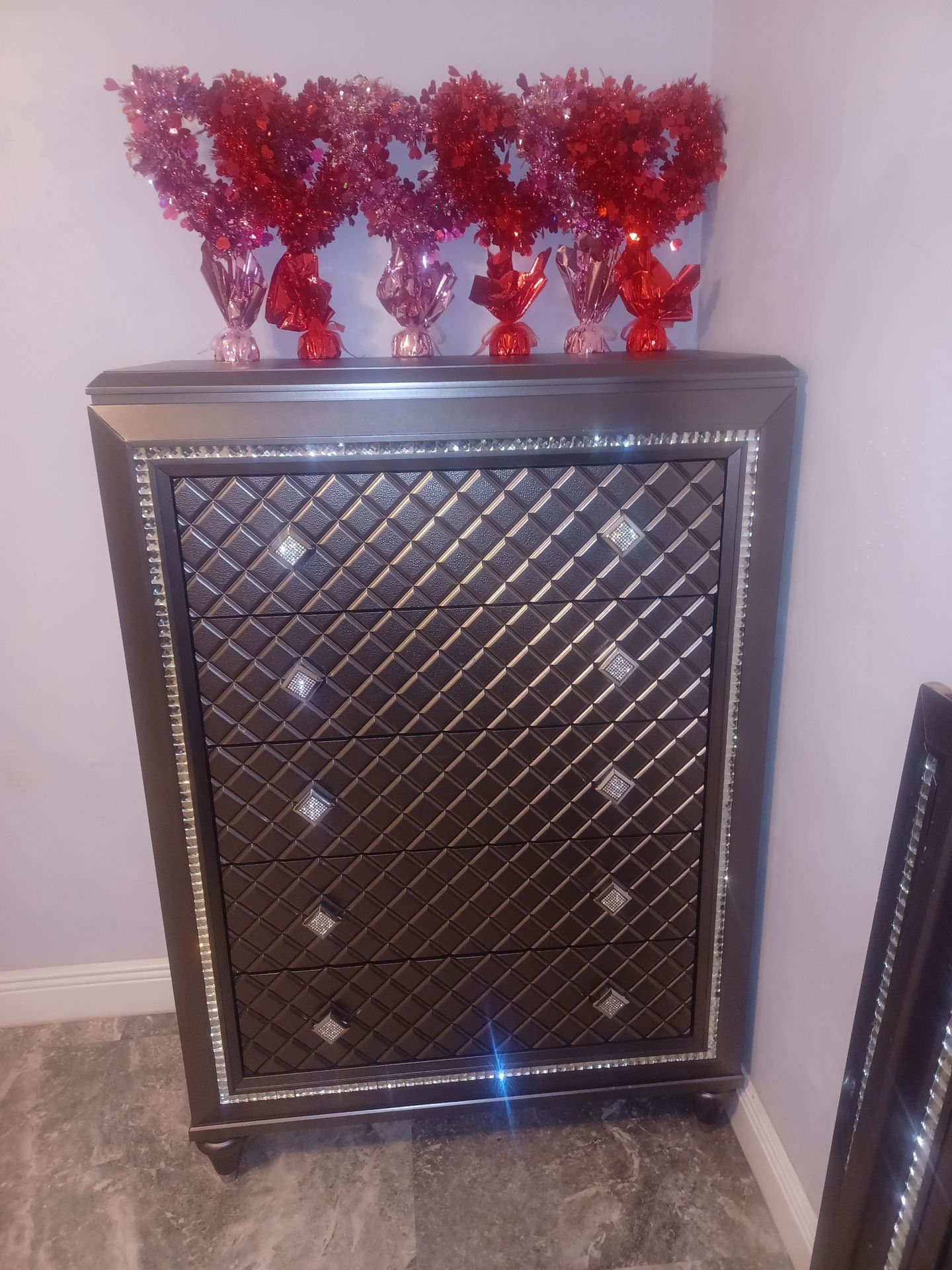 King Bling Bedroom Set