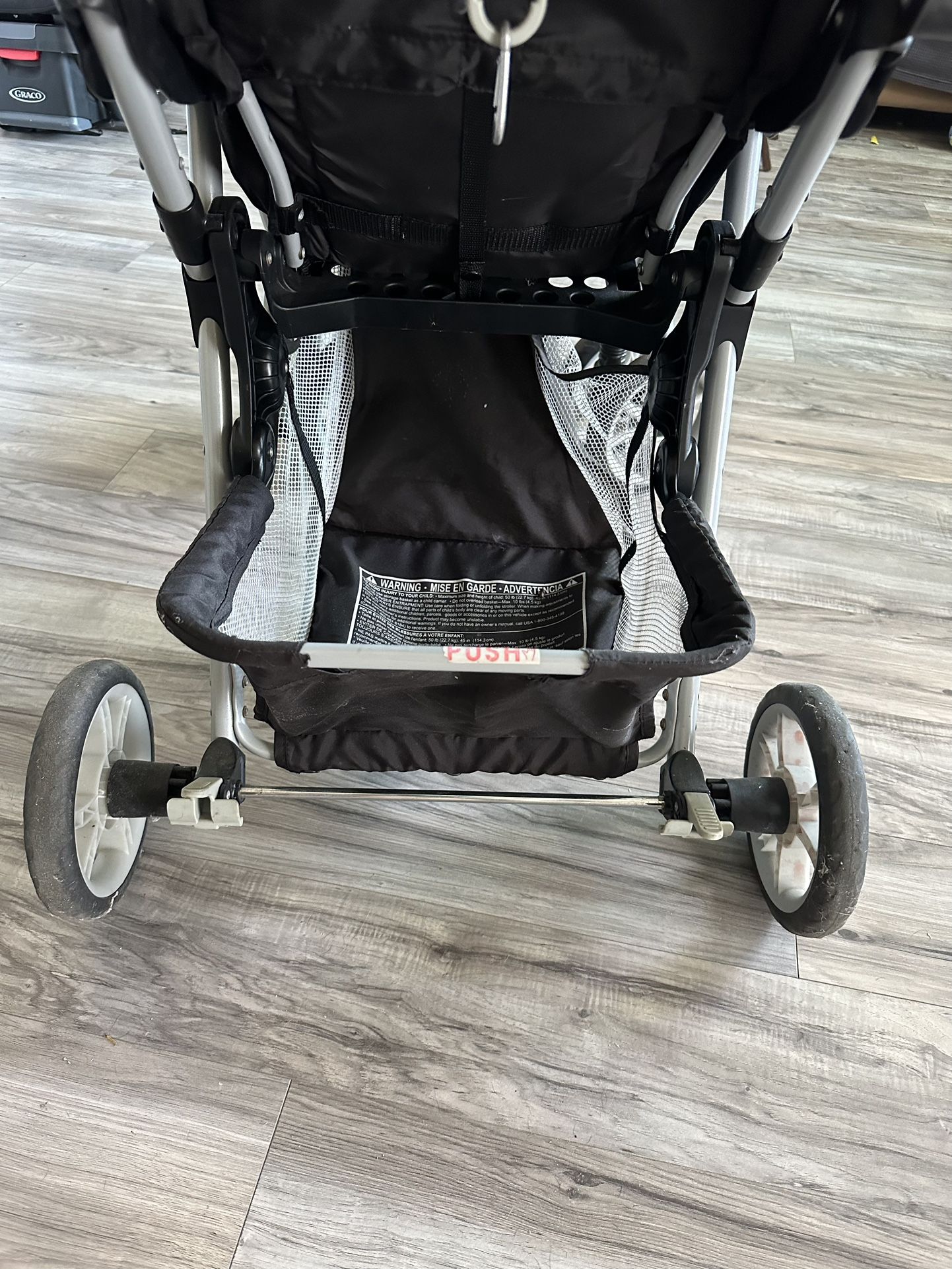 Graco Stroller Easy Collapse 36x25” for Sale in Cape Coral, FL OfferUp
