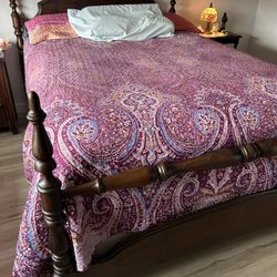 Solid Walnut Wood Antique Bed