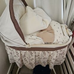 Delta Baby Bassinet