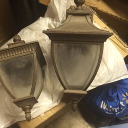 Light fixtures