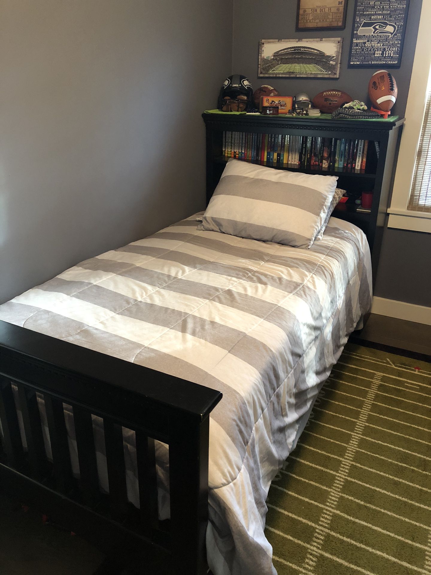 Twin Bed with Bookshelves Headboard