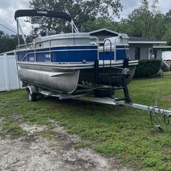2019 Lowe 16.7 Ft Pontoon Boat