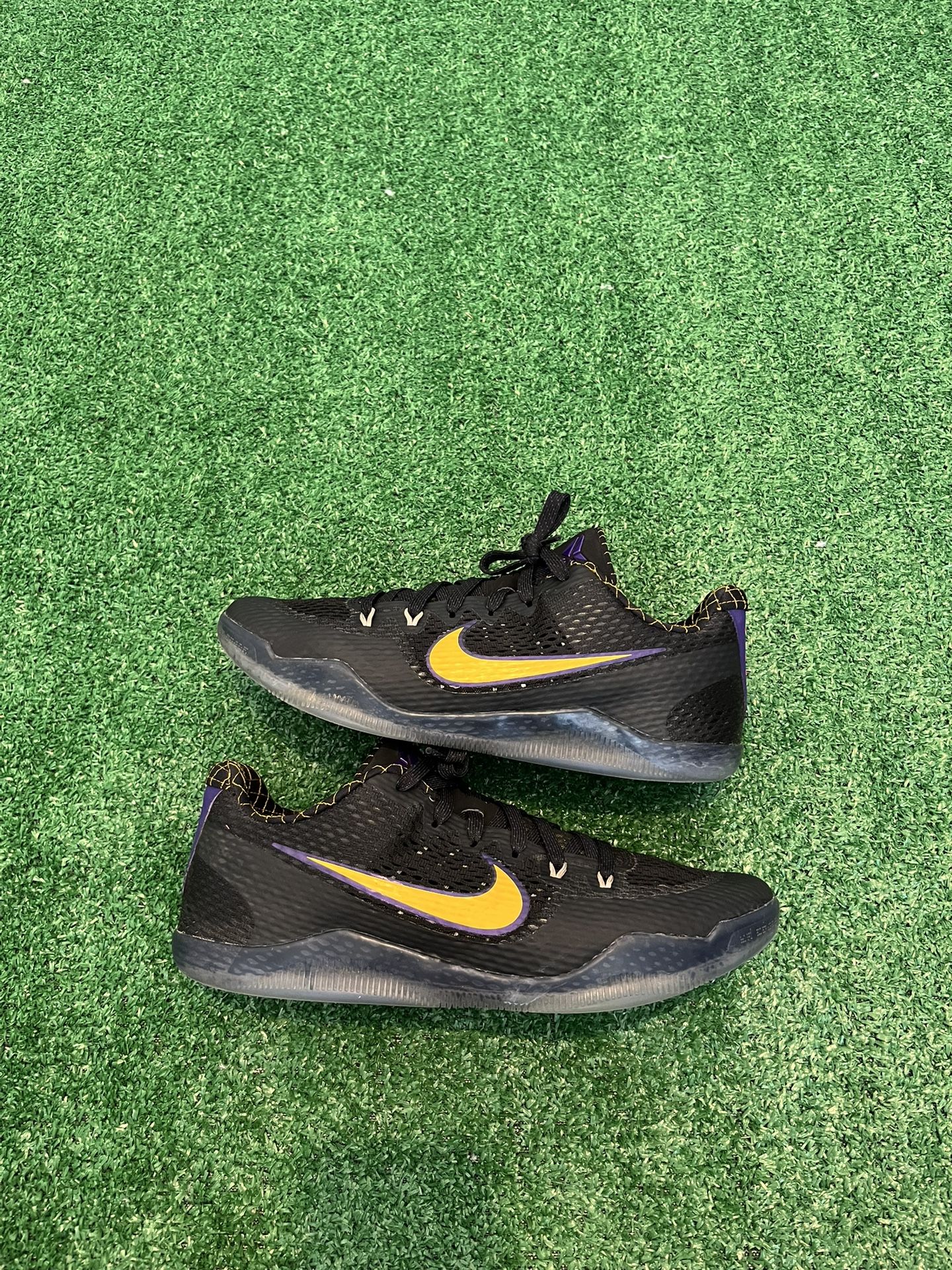 Kobe 11 Low ‘Carpe Diem’ Size 10.5