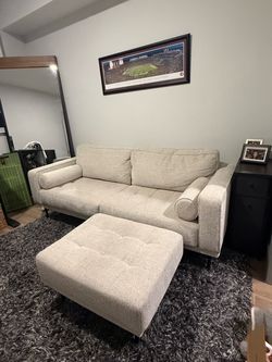 Cute, Comfy & Cozy Couch