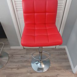 1 Bar Stool 